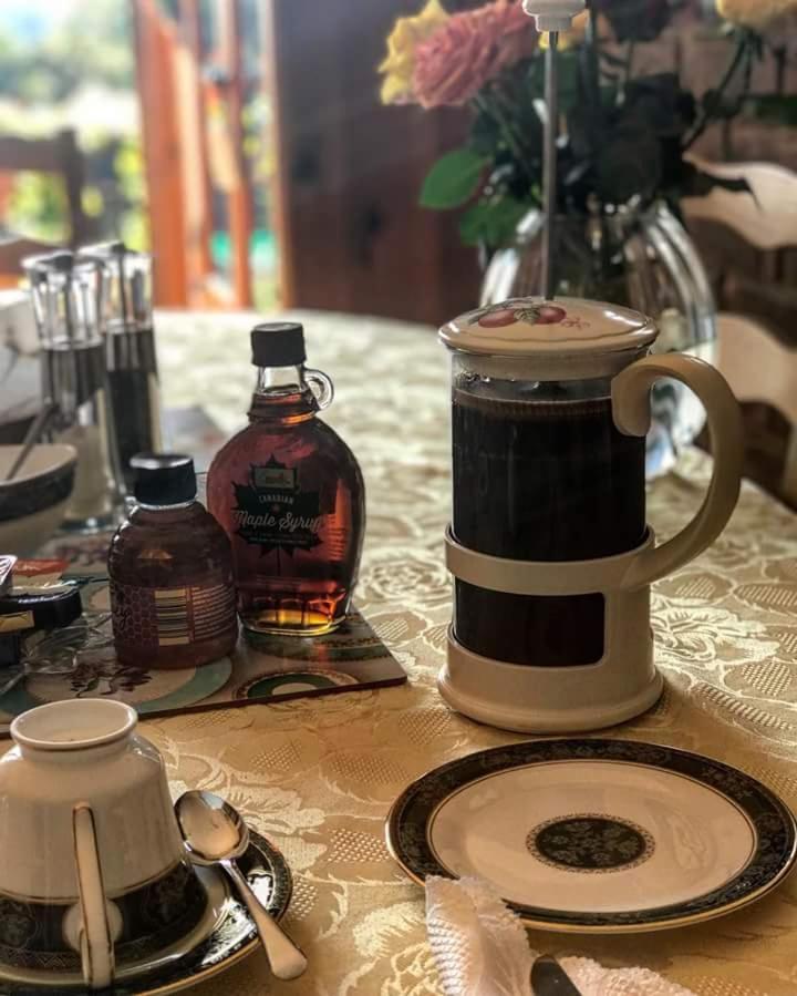 Woodpeckers Cottage B&B Pett Εξωτερικό φωτογραφία